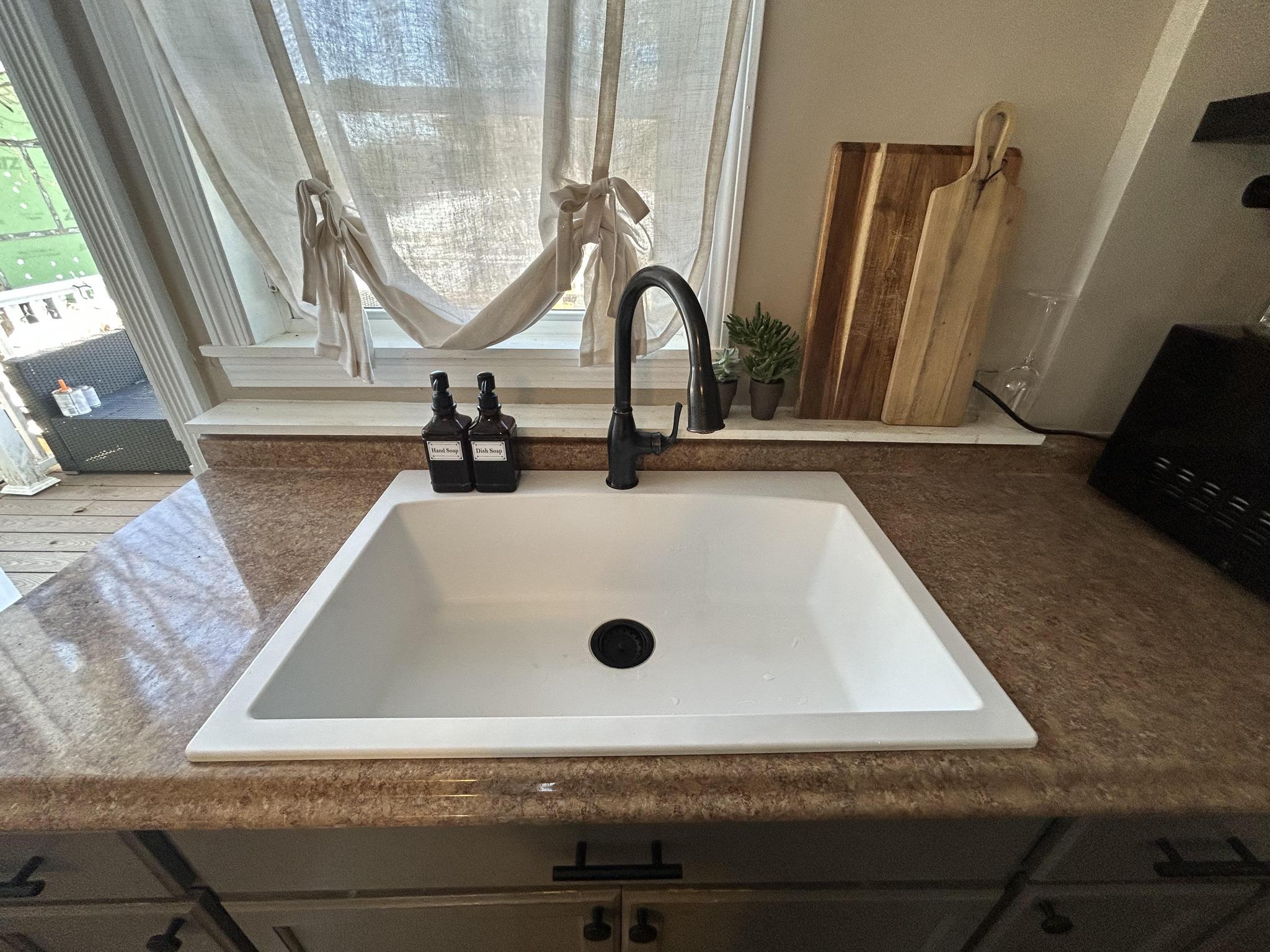 Kitchen sink